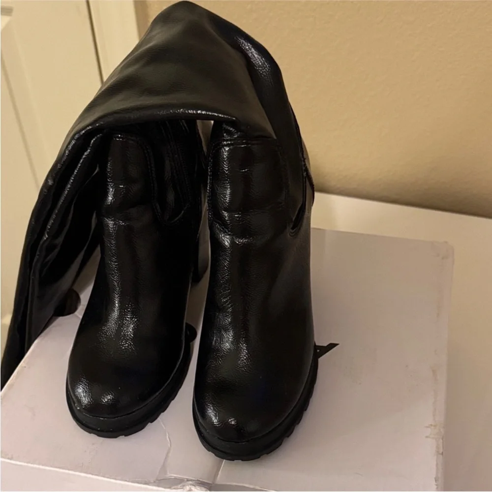 Aldo Black Heeled Boots for Women - Picture 3 of 6
